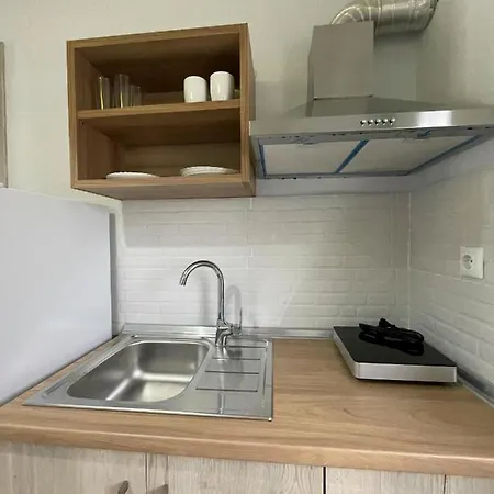 Thealos Apartment