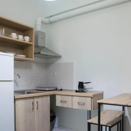 Thealos Apartment *